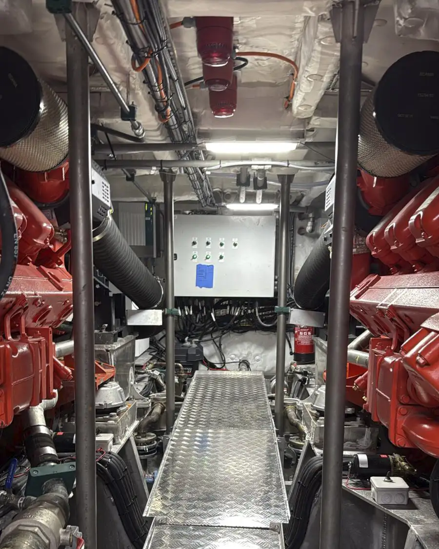 Maintenance navale cabine